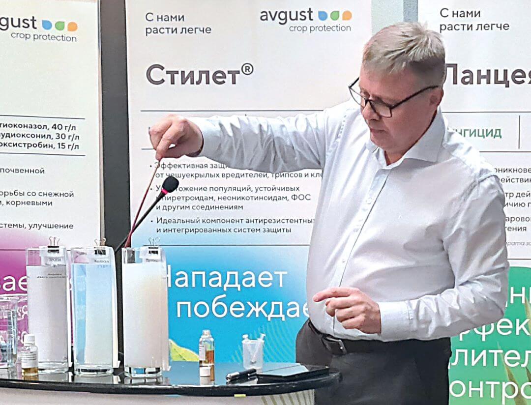М. Е. Данилов показывает, чем отличается настоящий КМЭ от «аналогов» М. Е. Данилов показывает, чем отличается настоящий КМЭ от «аналогов»
